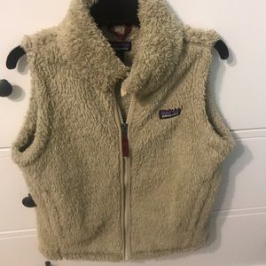 Girls youth medium Patagonia vest